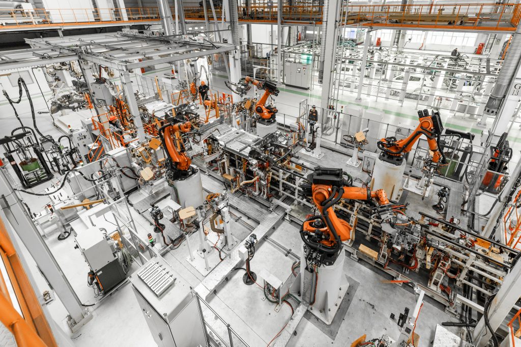 cobots-in-automotive-production-line